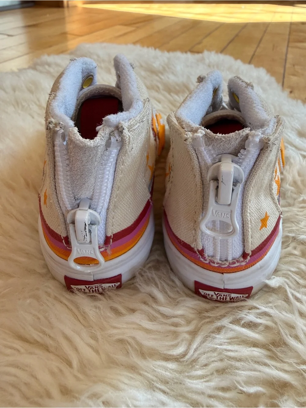 🛹 Vans Kids High-Top Sneakers in Cream with Orange & Pink Accents